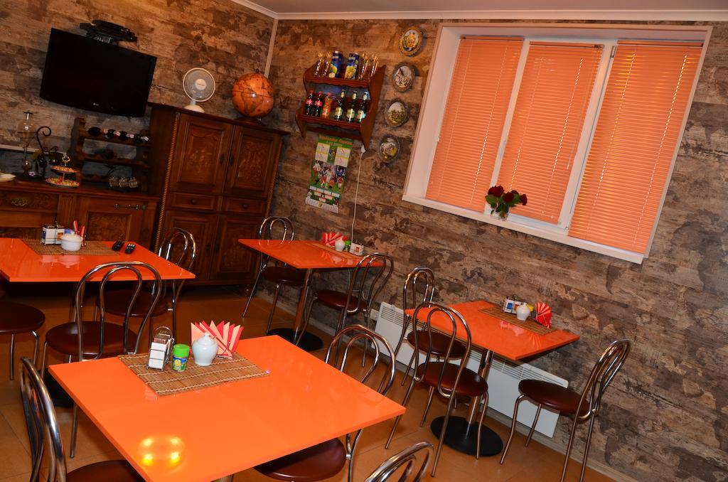Hotel Acorn Irpin Extérieur photo